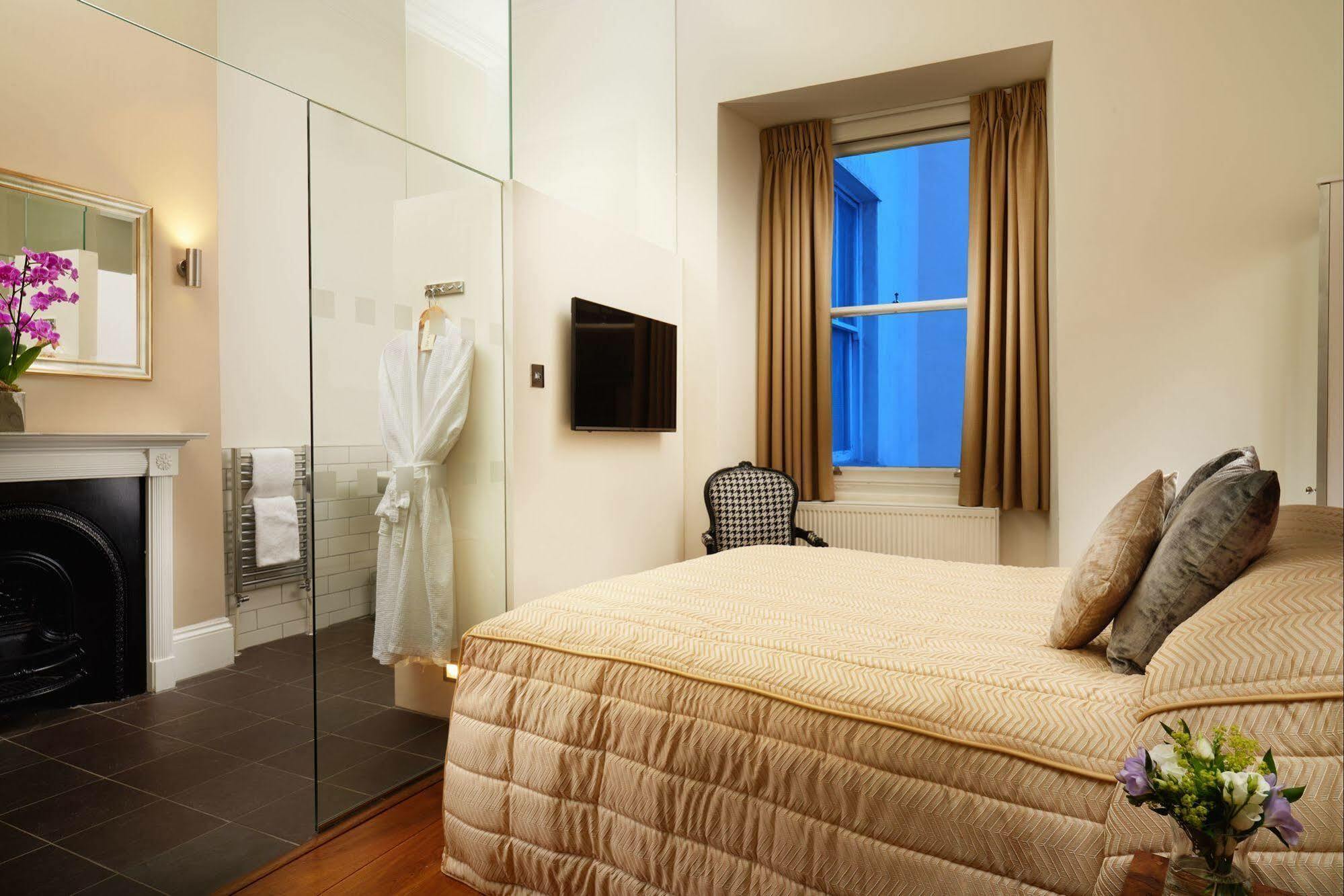 בריסטול Berkeley Suites מראה חיצוני תמונה